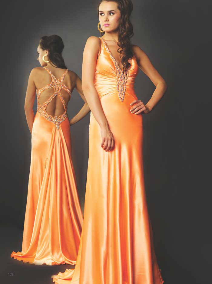 Amazing Gold Halter V Neck Sweep Train Floor Length Sheath Prom Dresses With Beads 
