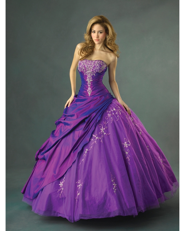 Strapless Purple Ball Gown Floor Length Quinceanera Dresses With White Appliques