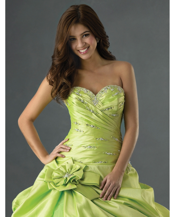 Lime Ball Gown Sweatheart Strapless Floor Length Quinceanera Dresses With Hand Made Flower