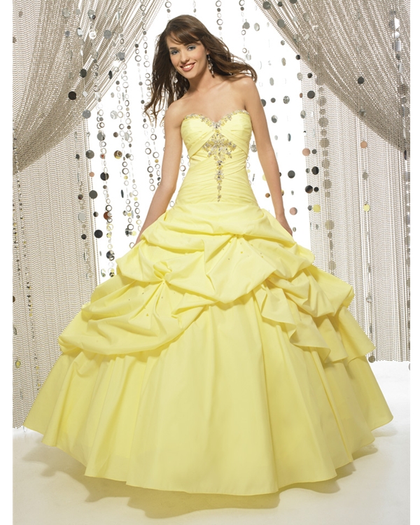 Daffodil Strapless Sweetheart Ball Gown Floor Length Quinceanera Dresses With Beads