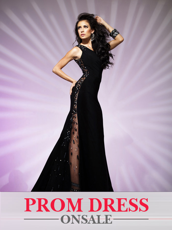 Sexy Scoop Neck Floor Length A Line Black Prom Dresses With Beading