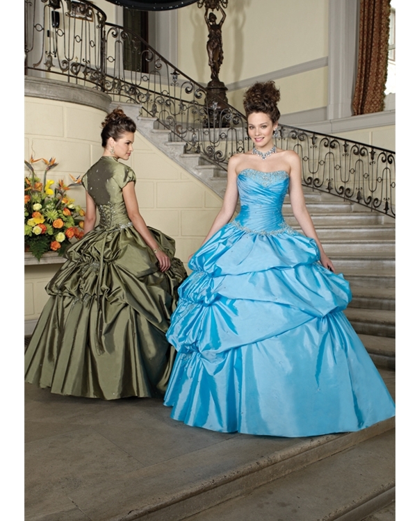Strapless Lace Up Floor Length Turquoise Ball Gown Quinceanera Dresses With Sequins And Ruffles 