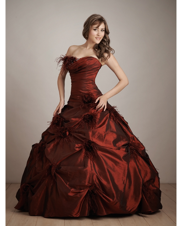 Burgundy Ball Gown Strapless Lace Up Floor Length Quinceanera Dresses With Feather Appliques And Twist Drapes