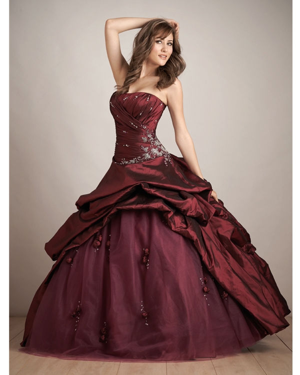 Burgundy Ball Gown Strapless Lace Up Full Length Quinceanera Dresses With Beading Appliques And Twist Drapes