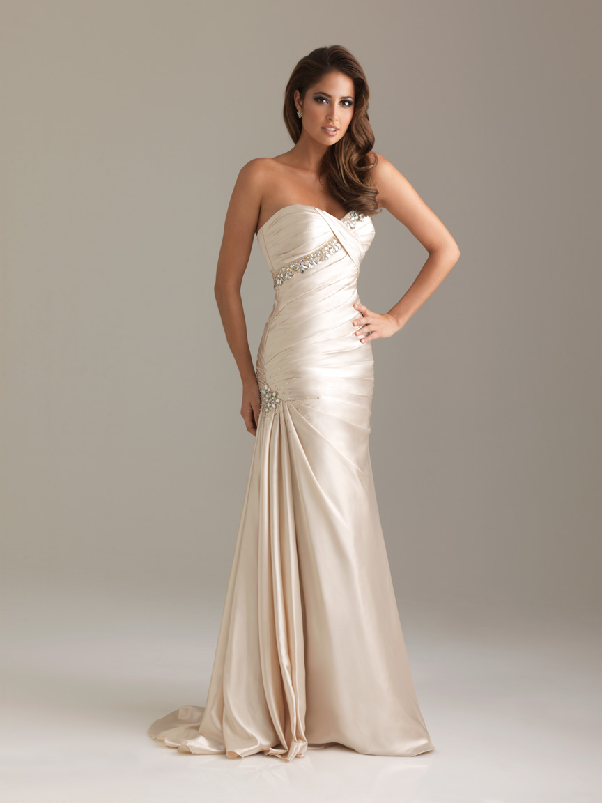 Champagne A Line Strapless Sweetheart Zipper Sweep Train Floor Length Evening Dresses With Beading And Draped 