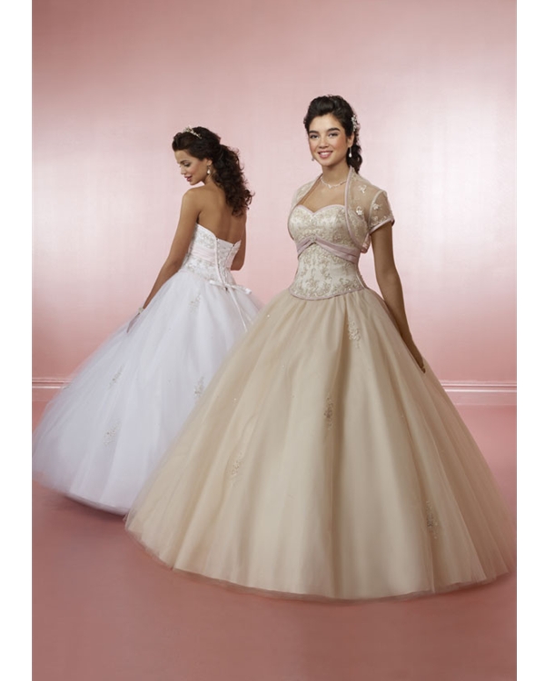 Champagne Ball Gown Strapless And Sweetheart Lace Up Floor Length Beading Emrboidered Tulle Quinceanera Dresses