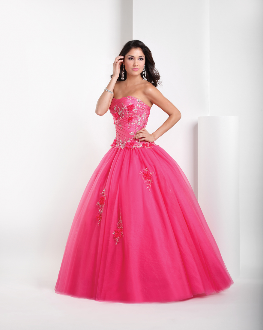 Pink Ball Gown Sweetheart Full Length Quinceanera Dresses With Beading And Appliques 