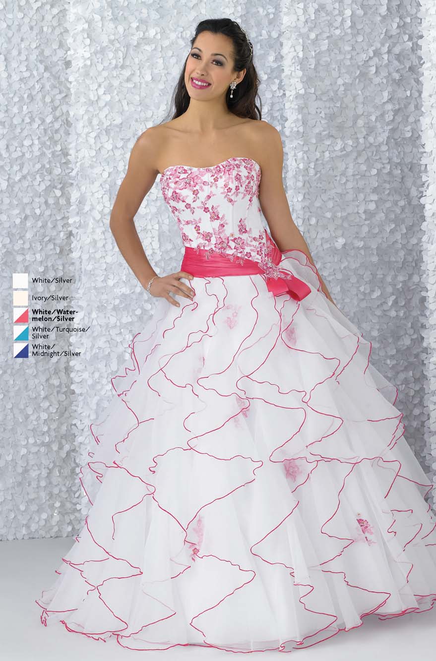 White And Red Ball Gown Strapless Lace Up Full Length Quinceanera Dresses With Appliques And Ruffles 