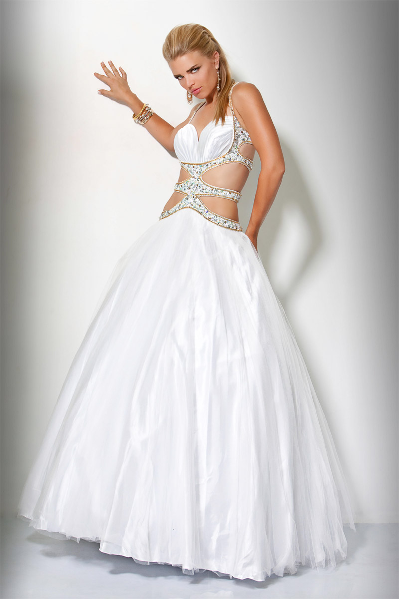 White Ball Gown Sweetheart Open Back Full Length Evening Dresses With Beading 